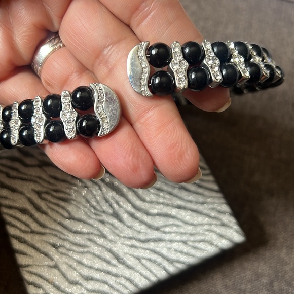 BLACK BEADED DOUBLE ROW CRYSTAL EMBELLISHED CHOKER - Picture 6 of 11